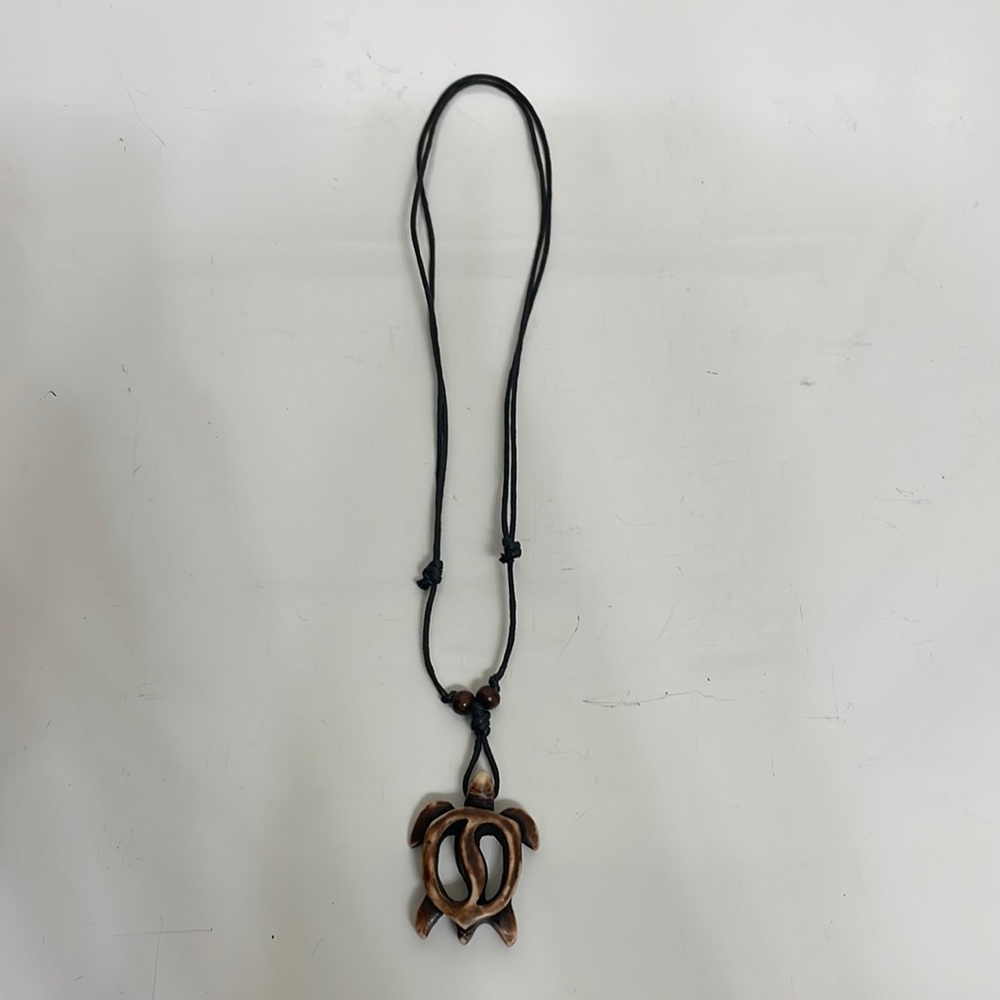 Adjustable‎ turtle necklace